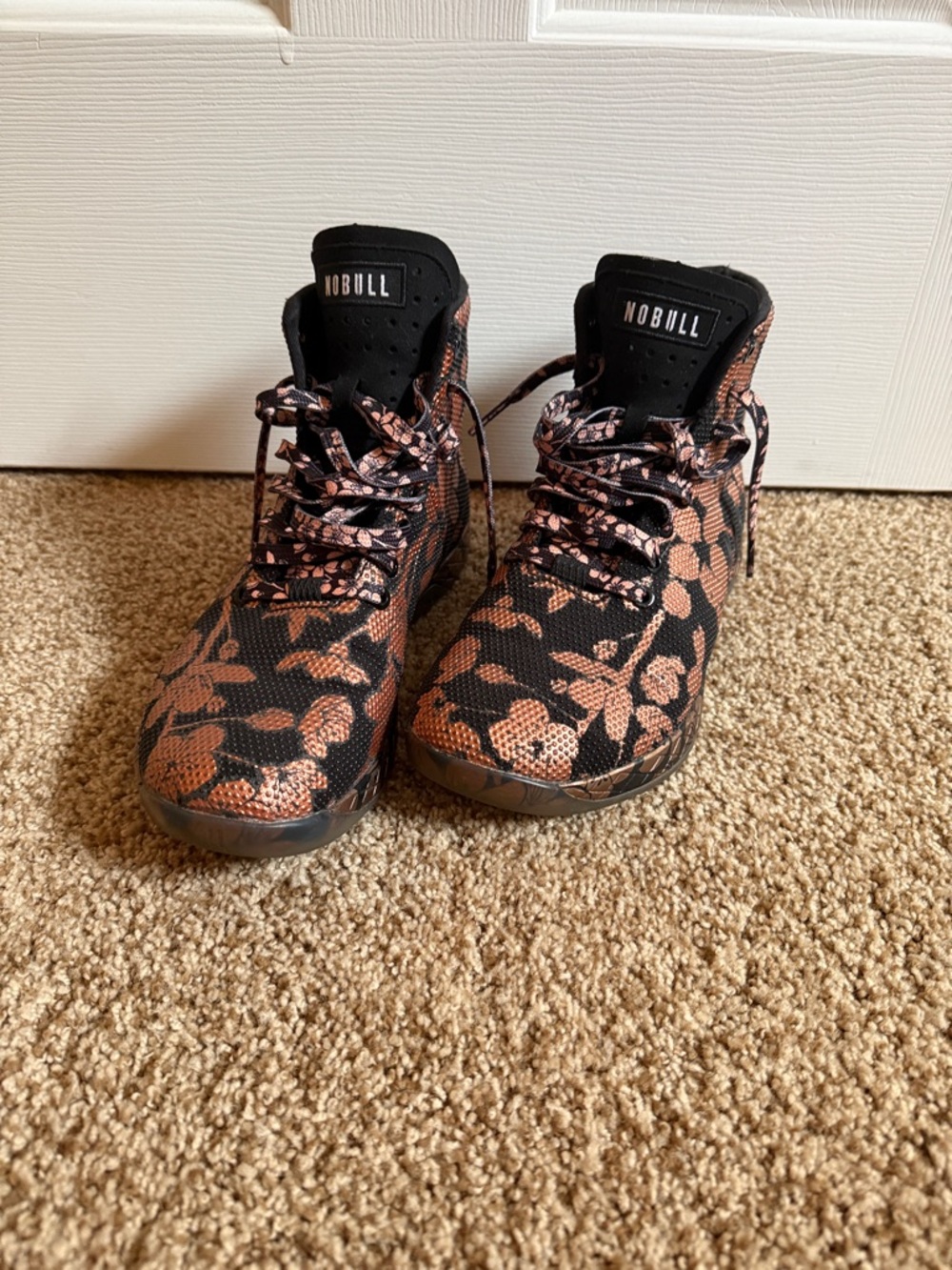 👟NOBULL: Black Hightop Trainers with Rose Floral Print